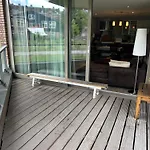 Lounge Park Apartment